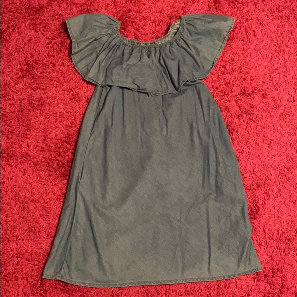 Chambray off the shoulder dress with pockets